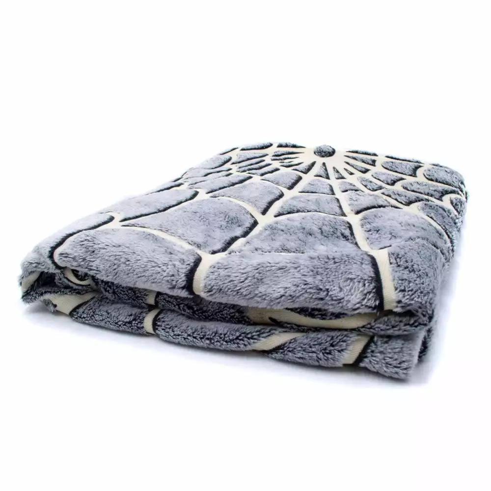 Kreepsville Spiderweb Glow In The Dark Throw Blanket 6 Kreepsville Spiderweb Glow In The Dark Throw Blanket
